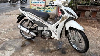 Honda Wave RSX 110Fi Trắng