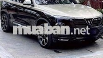 VinFast Lux SA2.0 nâu