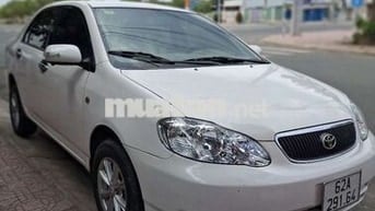 Toyota Corolla Altis 1.8 Trắng
