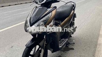 Honda Airblade màu Bạc