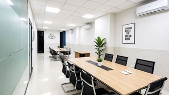 Chính chủ cho thuê Văn phòng đẹp 50m² tại Vạn Phúc City – 10tr/tháng