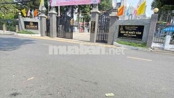 nhà c4 có gác lửng khiết tâm, bình chiểu 42m đất,