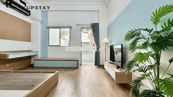 🔥SẴN CĂN 1 PHÒNG NGỦ 60M2 🔥Mặt tiền - Full Nội Thất - Ban Công Sát UEH