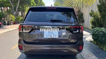Ford Everest Titanium 2 cầu 2024 Nâu 32000 Km