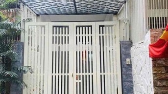Nhà Nguyên Căn Quận 5 - 28M2 4 Tầng 4 PN - 17 Triệu
