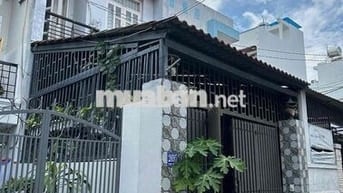 chính chủ cần bán gấp nhà hẻm xe hơi 2695