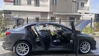 Honda Civic 2013 2.0 AT Xám 120k km