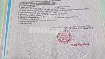 Cần bán căn nhà hoàn công MT vĩnh phú 28, cách QL13 150m, sổ riêng