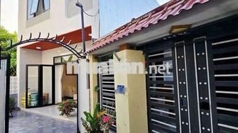 Bán nhà 3tầng triệu Cuốc Đạt Cẩm Lệ Đà nẵng 