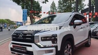 Mitsubishi Xpander Cross Trắng 12651 km
