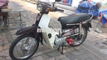 Honda Dream 1996 màu Nâu