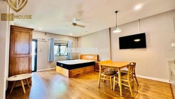 CHO THUÊ STUDIO 70m2 CÓ SÂN VƯỜN BAO CHILL MẶT TIỀN HOÀNG SA BAO PQL