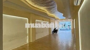 4 lầu thang máy giá 5x - Ngay cụm thời trang nổi tiếng Q3 - TQDiệu...