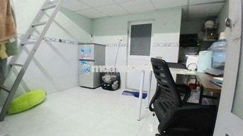 TÌM NỮ Ở GHÉP 1:1 NGAY TRẠM HOÀNG HÔN CÓ SÂN THƯỢNG NGHE NHẠC MỖI TỐI