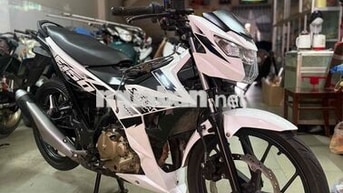 Suzuki Satria Fi 150 Trắng đen