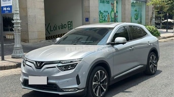 Vinfast VF8 Lux 2024  - Màu xám - 1v2km - Mua pin