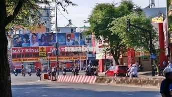 Nhà bán mặt tiền Lê Trọng Tấn, Chính chủ