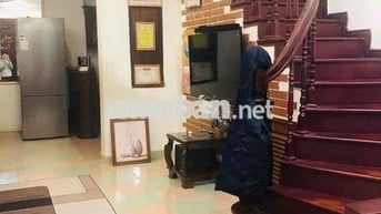 Cho thuê nhà nguyên căn khu Phân lô Đền Lừ