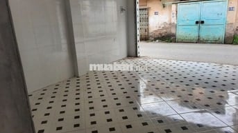 Bán nhà cấp 4 mặt đường Hữu Hòa