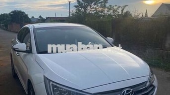 Hyundai Elantra 2.0 GLS Trắng 40.000 km