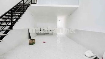Cho Thuê Nhà Mới Xây 100% Ngay Ngã Tư Ga DT 90m2 Trệt 1Lửng 3Pn 1Wc