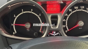 Ford Fiesta Đỏ Tự động 40.000 km