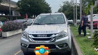 Isuzu MU-X 2016 Bạc