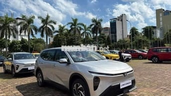 VinFast Limo/MPV7 7 chỗ
