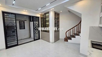 NHÀ PHỐ TRIỀU KHÚC 5 TẦNG NHÀ ĐẸP VỀ Ở NGAY