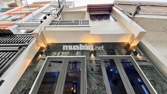 Chỉ nhỉnh 4 Tỷ AC sở hữu căn nhà ngay Khu Phố Phan Xích Long P