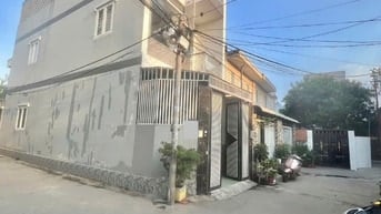 Cho thuê căn góc hẻm xe hơi đường Nguyễn Thị Định Q2