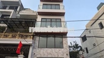 [CHO THUÊ NHÀ NGUYÊN CĂN] – ĐƯỜNG TRƯỚC NHÀ RỘNG 3 Ô TÔ TRÁNH