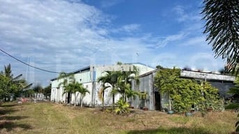 Kho xưởng bãi 1.700 m² kho xây dựng 375 m² có văn phòng, trạm điện 3P