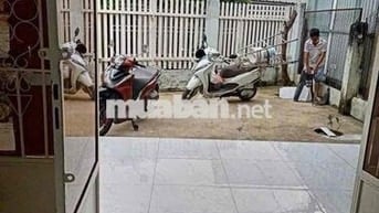 Nhà trệt nguyên căn 8x20m 3phòng hẻm thông phù hợp kinh doanh