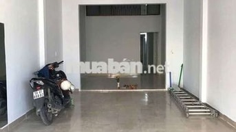 mặt tiền Nguyễn ảnh thủ: 4*28. đúc lửng 3pn 2wc 