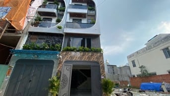 Nhà cao cấp khu dân cư An Sương, Quận 12, 4x13m, 5 tầng, 8,2 tỷ