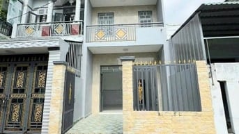 🏡NHÀ LAU DT 110m2 THANH TOÁN CHỈ 980 TRIỆU SHR – BINH CHANH🔥