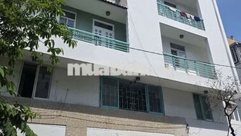 Nhà mặt tiền bên hông hướng Đông cho thuê
