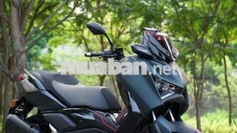 Yamaha XMAX 300 Xám đen