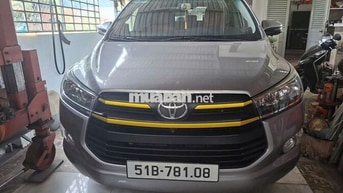 Toyota Innova E 2018 Bạc