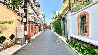 Bán nhà Thảo Điền khu Làng Báo Chí, 10m × 11m, dòng tiền 40tr/tháng