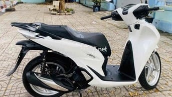 Honda SH màu Trắng ít sử dụng, phụ tùng Zin