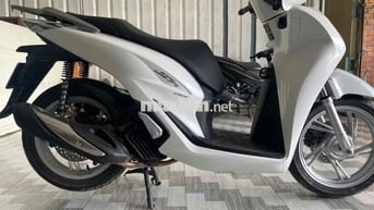 Honda SH 150i trắng abs