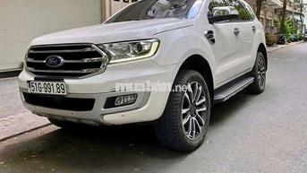 Ford Everest bản Titanium full 2 cầu SX 2019