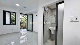 STUDIO BAN CÔNG ĐỐI DIỆN VẠN PHÚC CITY