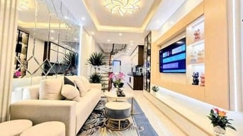 Siêu Gấp Phố Quan Nhân, nhà đẹp ở luôn, cách 20m oto tránh, tiện ích b