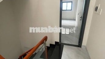 Nhà 3 tầng Mặt tiền Hồng Bàng, nhà mới xây rất đẹp, 4m x 18m, 3PN, 3WC