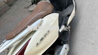 Honda Lead Trắng