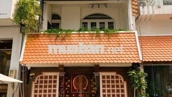 nhà Quận 1 giá rất tốt, khu vực sầm uất nhiều khách tây du lịch