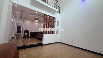 cần bán gấp nhà p thủ dầu một 4phòng ngủ